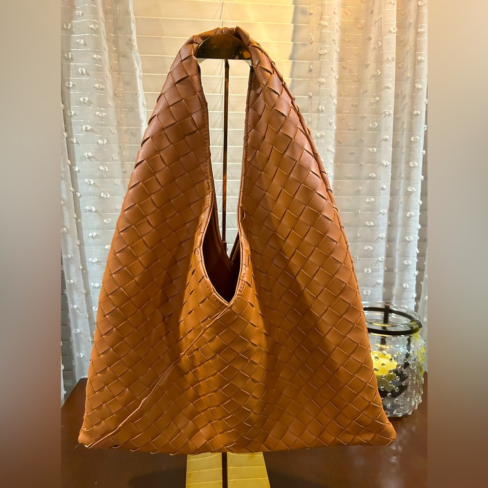 Large Moda Luxe Harley woven slouchy hobo shoulder bag